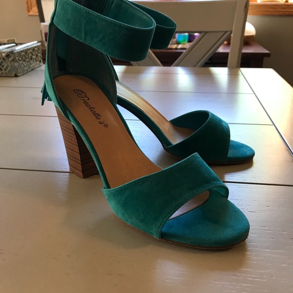 chunky teal heels